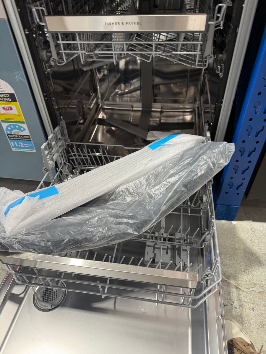 Factory second FISHER PAYKEL SERIES 7 TALL BUILT UNDER DISHWASHER WITH SANITISE BLACK DW60UZT4B2 - Second Hand Appliances Geebung