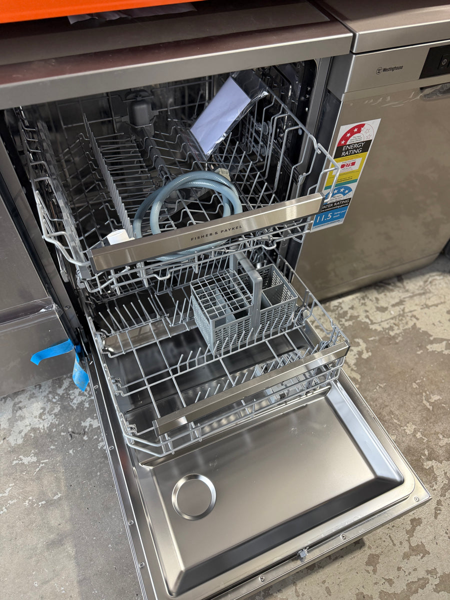 Factory second FISHER & PAYKEL CONTEMPORARY DISHWASHER DW60FC1X2 - Second Hand Appliances Geebung