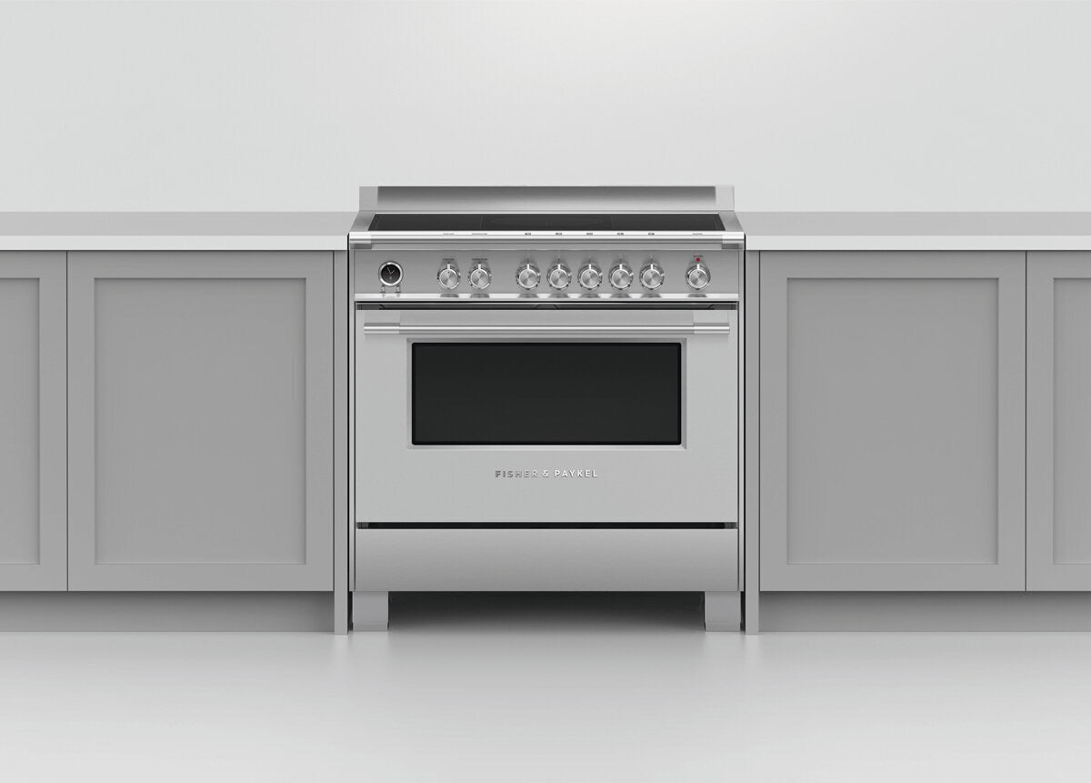 Factory second FISHER &amp; PAYKEL 90CM FREESTANDING ELECTRIC PYROLYTIC OVEN/STOVE  Model: OR90SCI6X1 - Second Hand Appliances Geebung