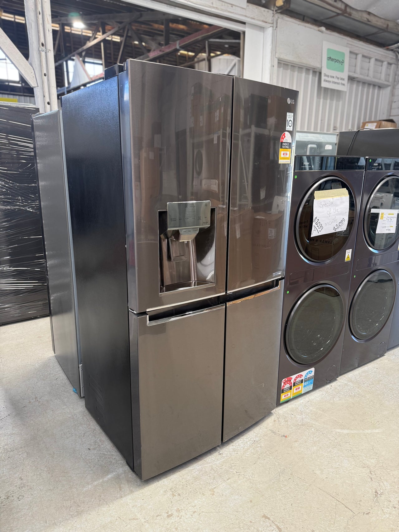 Factory second Factory second LG 708 L French Door Refrigerator – Matte Black Stainless Steel, Door-in-Door® GF-D708BSL - Second Hand Appliances Geebung