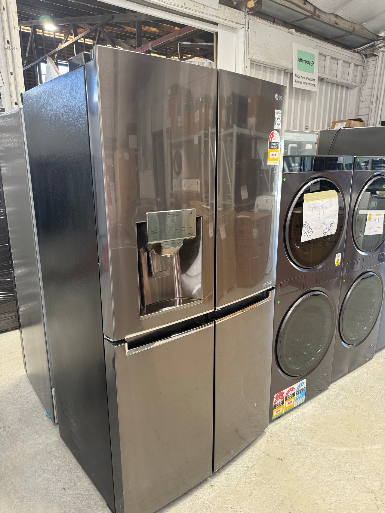 Factory second Factory second LG 708 L French Door Refrigerator – Matte Black Stainless Steel, Door-in-Door® GF-D708BSL - Second Hand Appliances Geebung