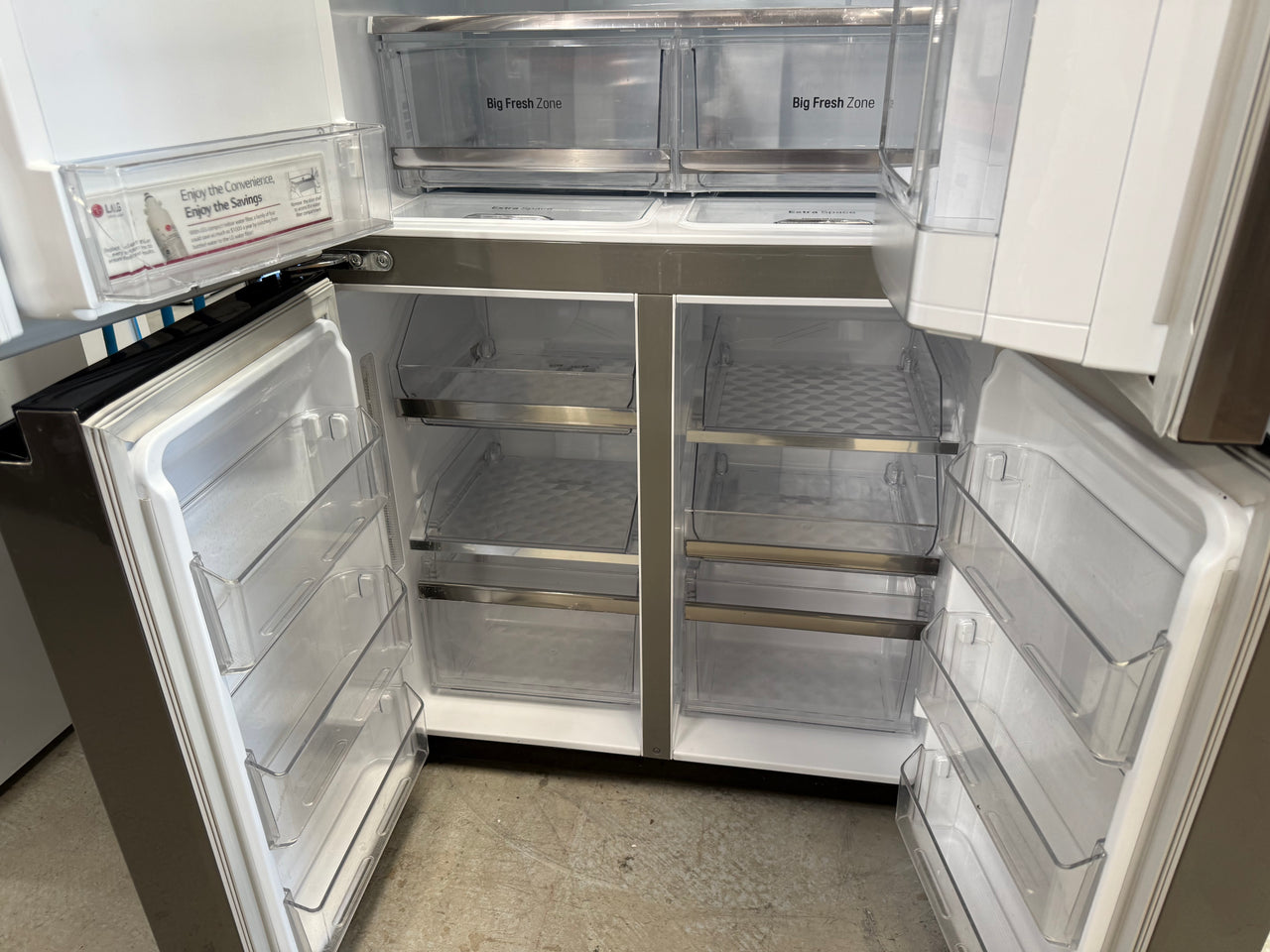 Factory second Factory second LG 708 L French Door Refrigerator – Matte Black Stainless Steel, Door-in-Door® GF-D708BSL - Second Hand Appliances Geebung