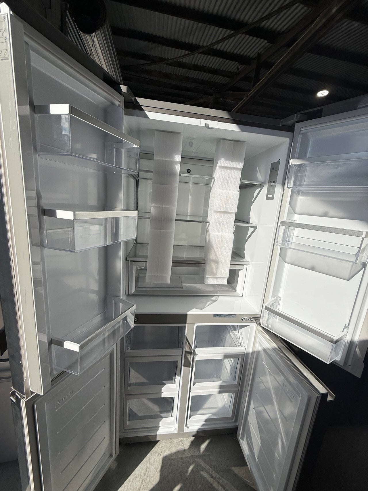 Factory second Fishe &Paykel RF500QNX1 498L Quad Door Fridge - Second Hand Appliances Geebung