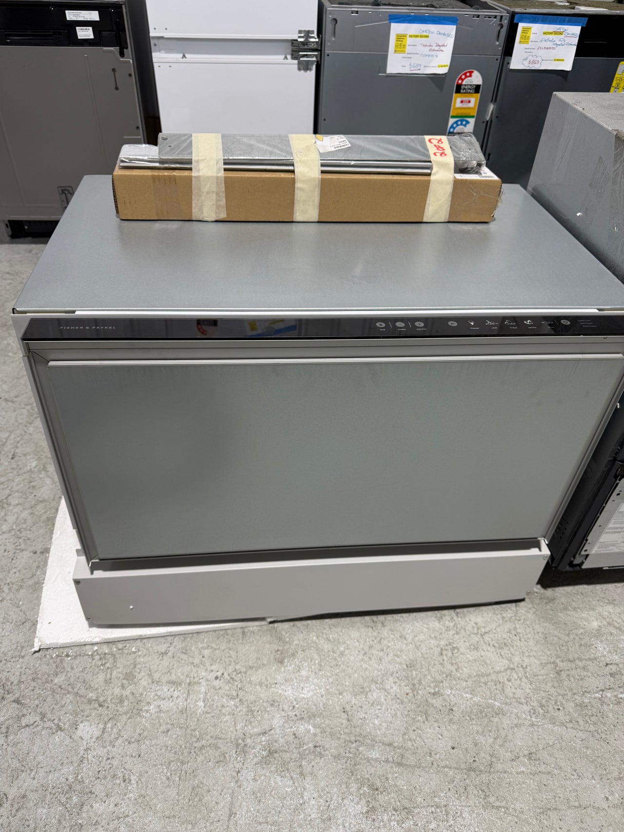 Factory second Fisher & Paykel 104L Integrated Fridge Drawer RB90S64MKIW1 - Second Hand Appliances Geebung