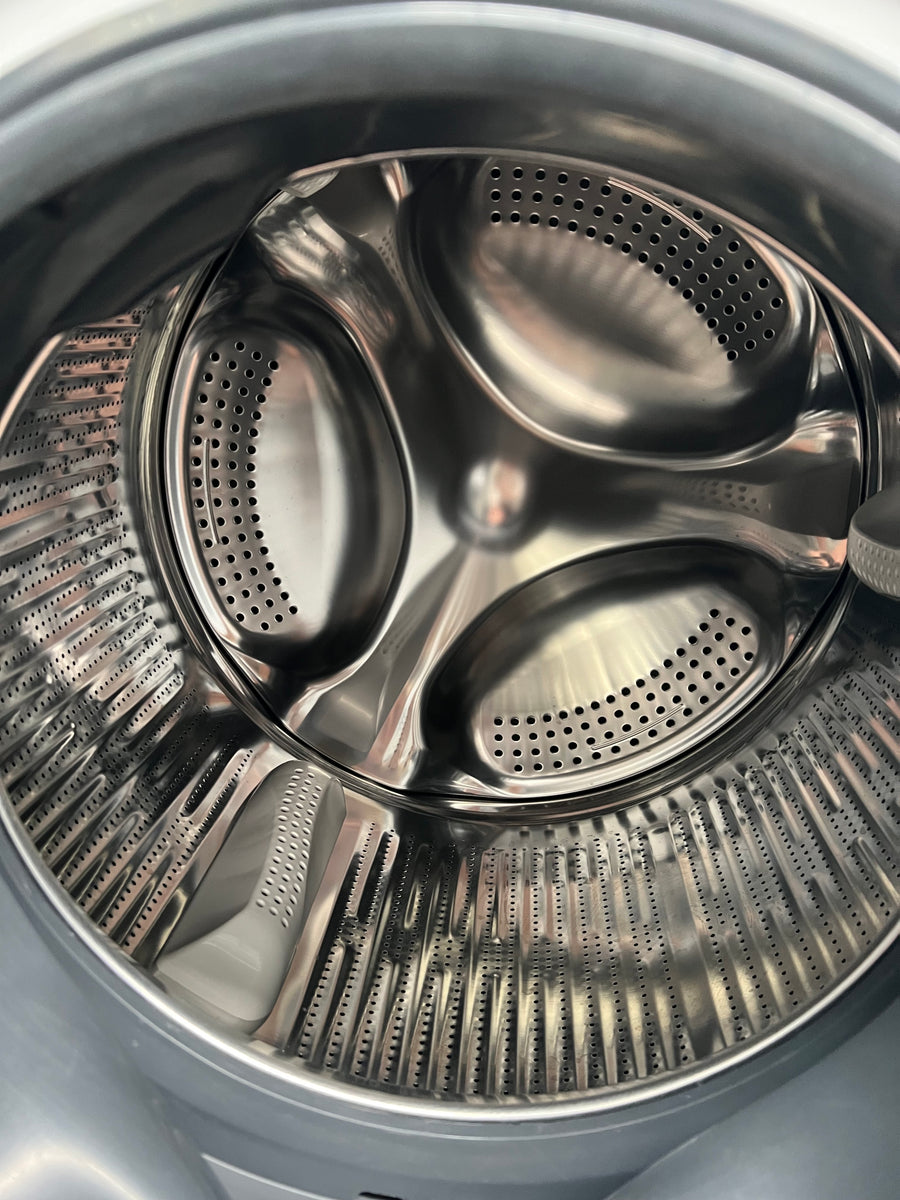 Factory second Fisher&Paykel 10kg Front Load Washer with SteamRefresh  WH1060P3 - Second Hand Appliances Geebung