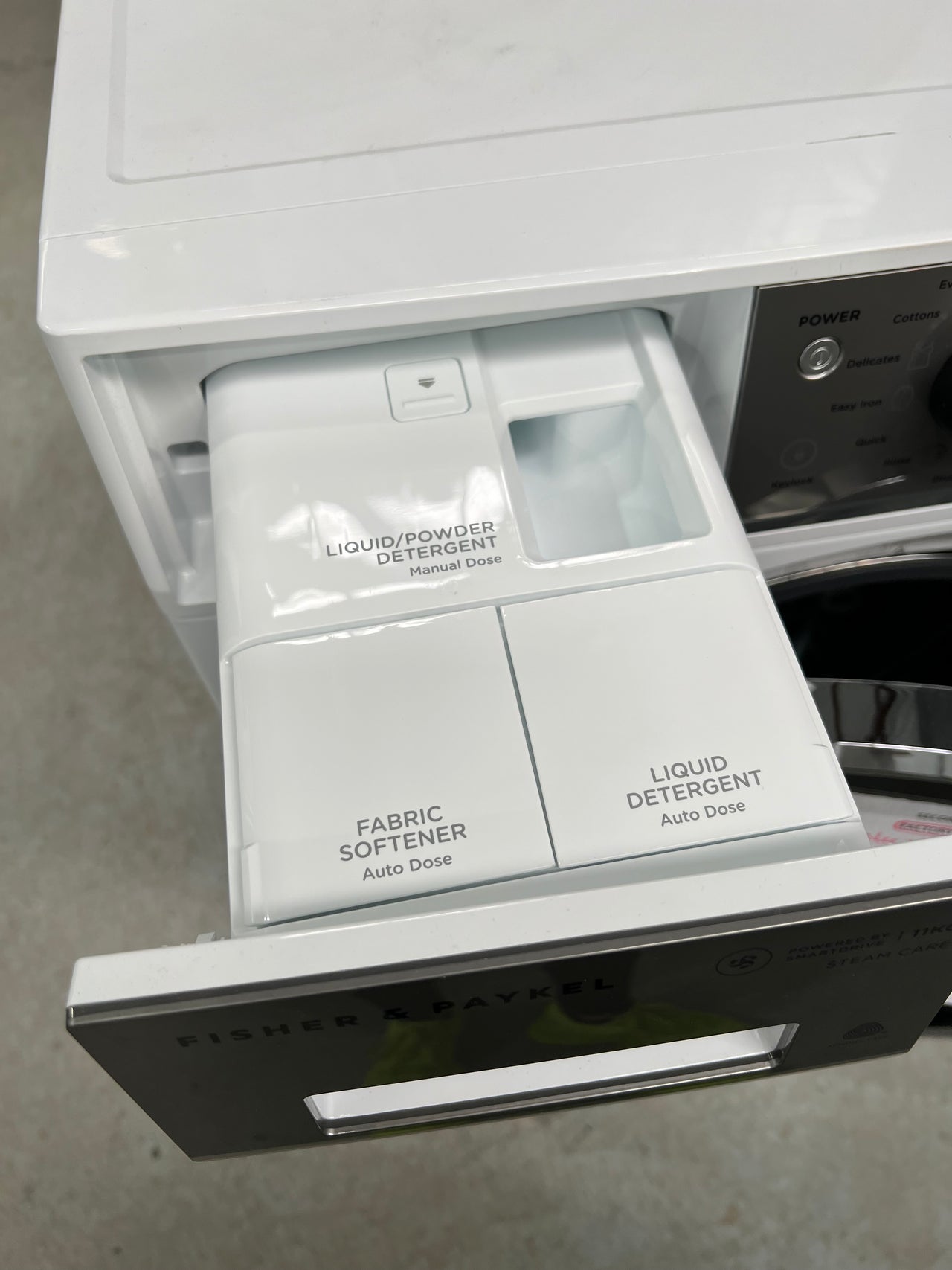 Factory second Fisher & Paykel 11kg Front Load Washer WH1160S1 - Second Hand Appliances Geebung