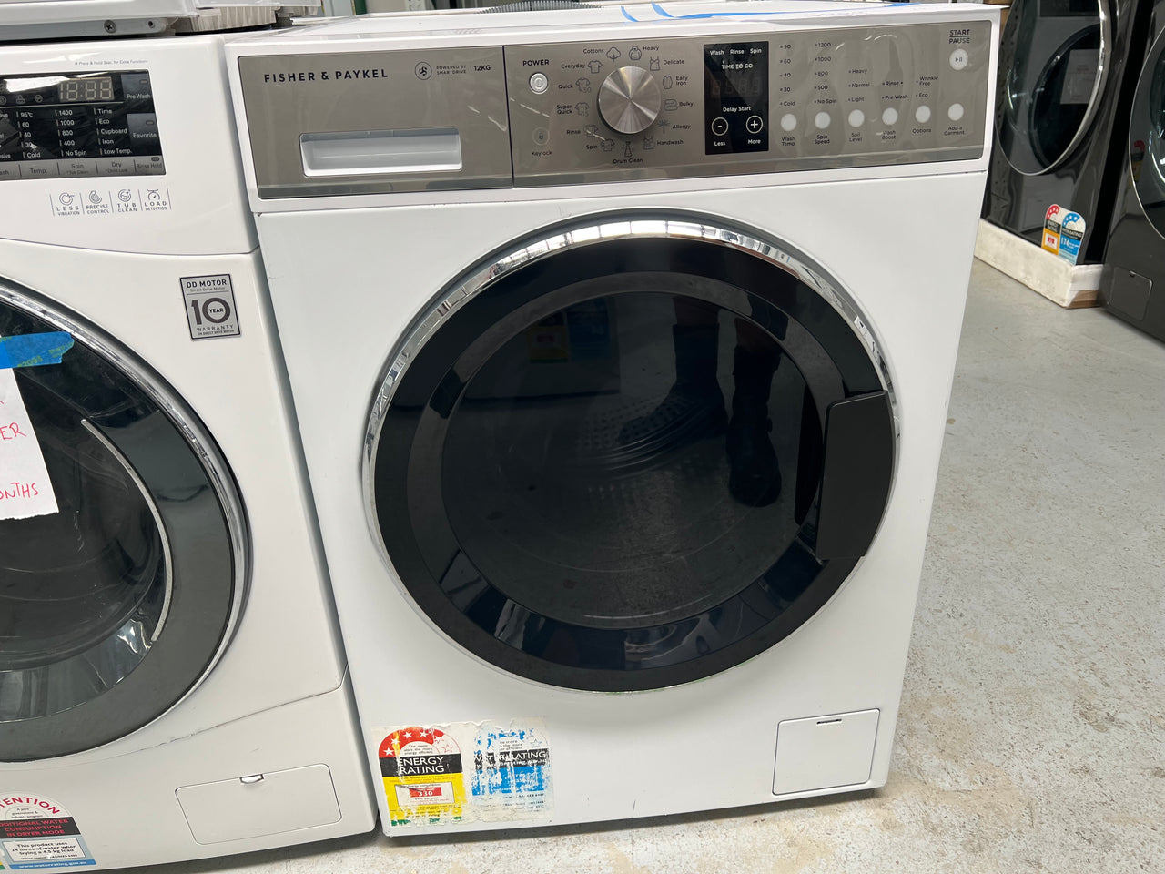 Factory second Fisher&Paykel 11kg Front Load Washer WH1160S1 - Second Hand Appliances Geebung