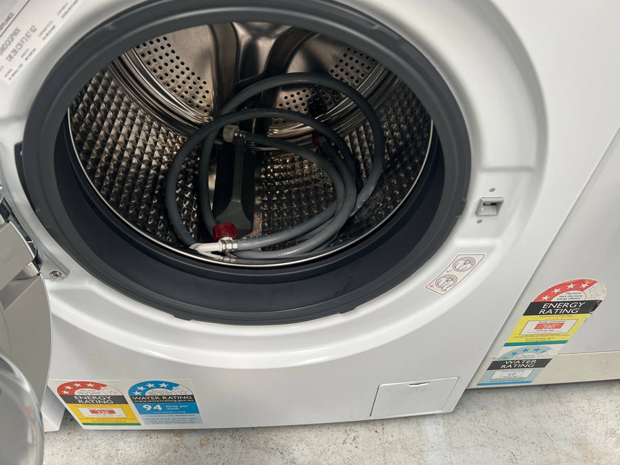 Factory second Fisher & Paykel 11kg Front Load Washing Machine WH1160F2 - Second Hand Appliances Geebung