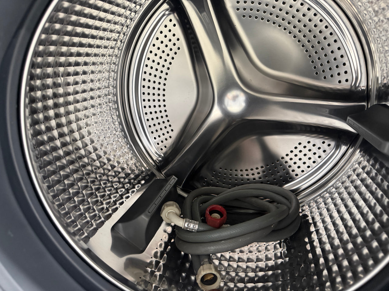 Factory second Fisher & Paykel WH1160FG2 11kg Series 9 Front Loader Washer - Second Hand Appliances Geebung
