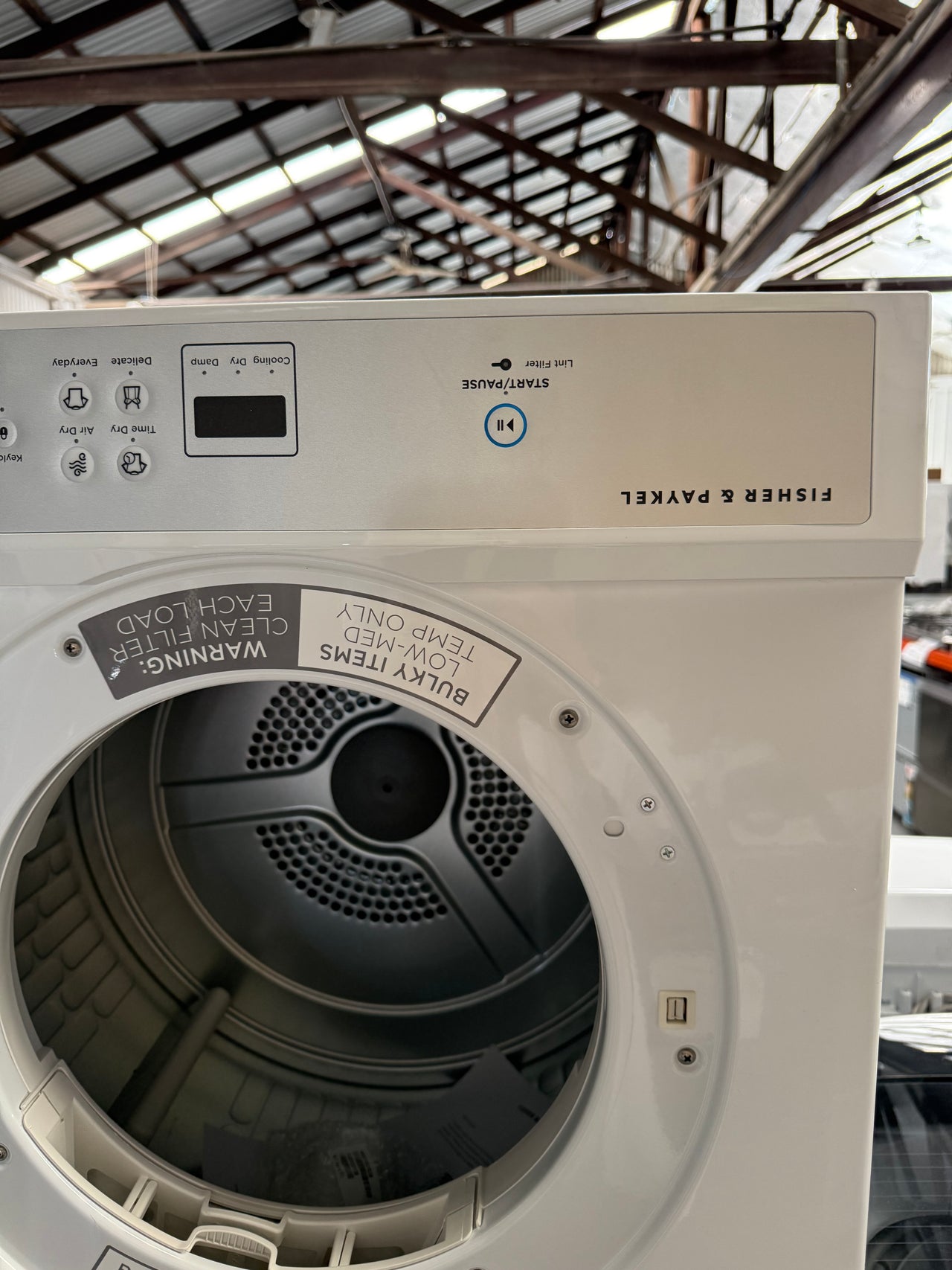 Factory second Fisher&Paykel 4.5kg Vented Dryer Model: DE4560M2 - Second Hand Appliances Geebung