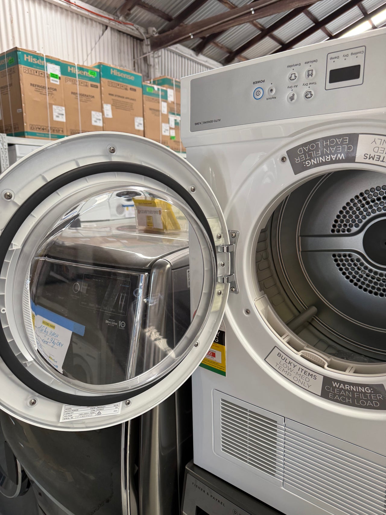 Factory second Fisher&Paykel 4.5kg Vented Dryer Model: DE4560M2 - Second Hand Appliances Geebung