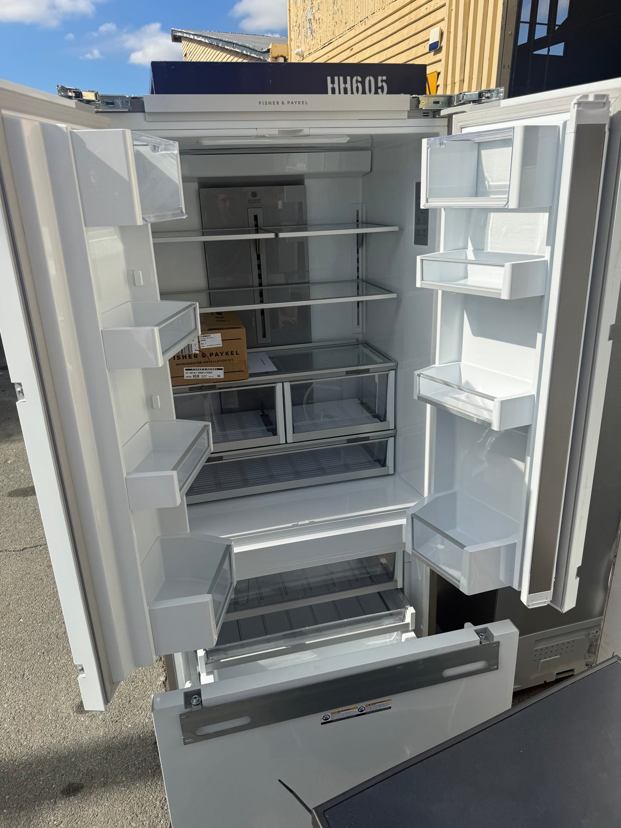 Factory second Fisher & Paykel 417L Integrated French Door Fridge RS80AU1 - Second Hand Appliances Geebung