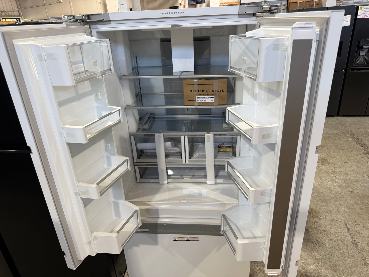 Factory second Fisher & Paykel 417L Series 7 Integrated French Door Refrigerator RS80A1 - Second Hand Appliances Geebung