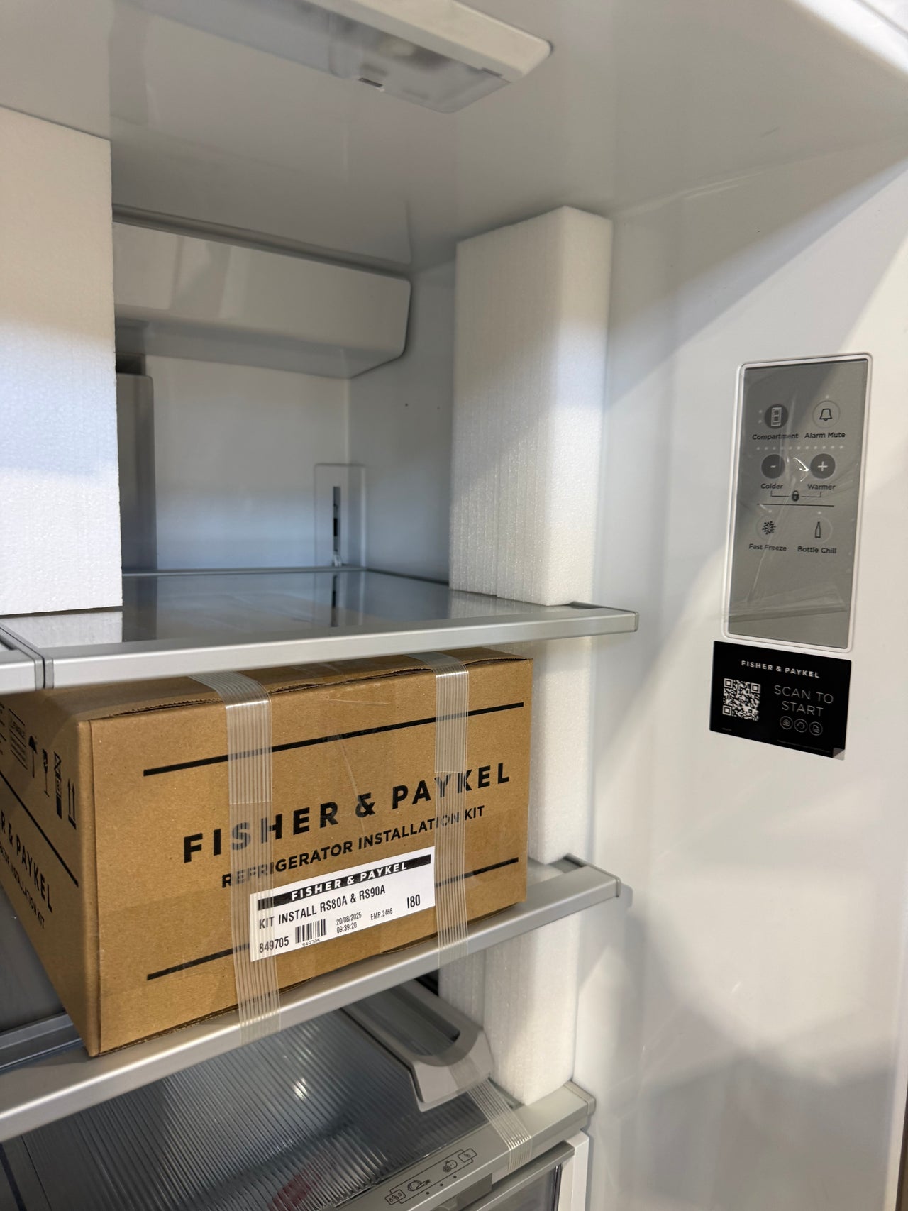 Factory second Fisher & Paykel 417L Series 7 Integrated French Door Refrigerator RS80A1 - Second Hand Appliances Geebung