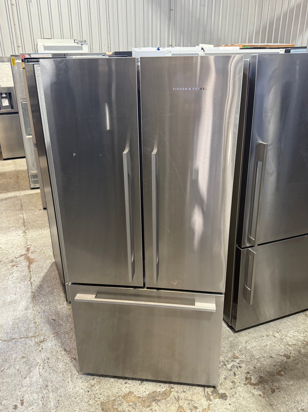 Factory second Fisher & Paykel 487L French Door Fridge Model:&nbsp;RF522ADX5 - Second Hand Appliances Geebung