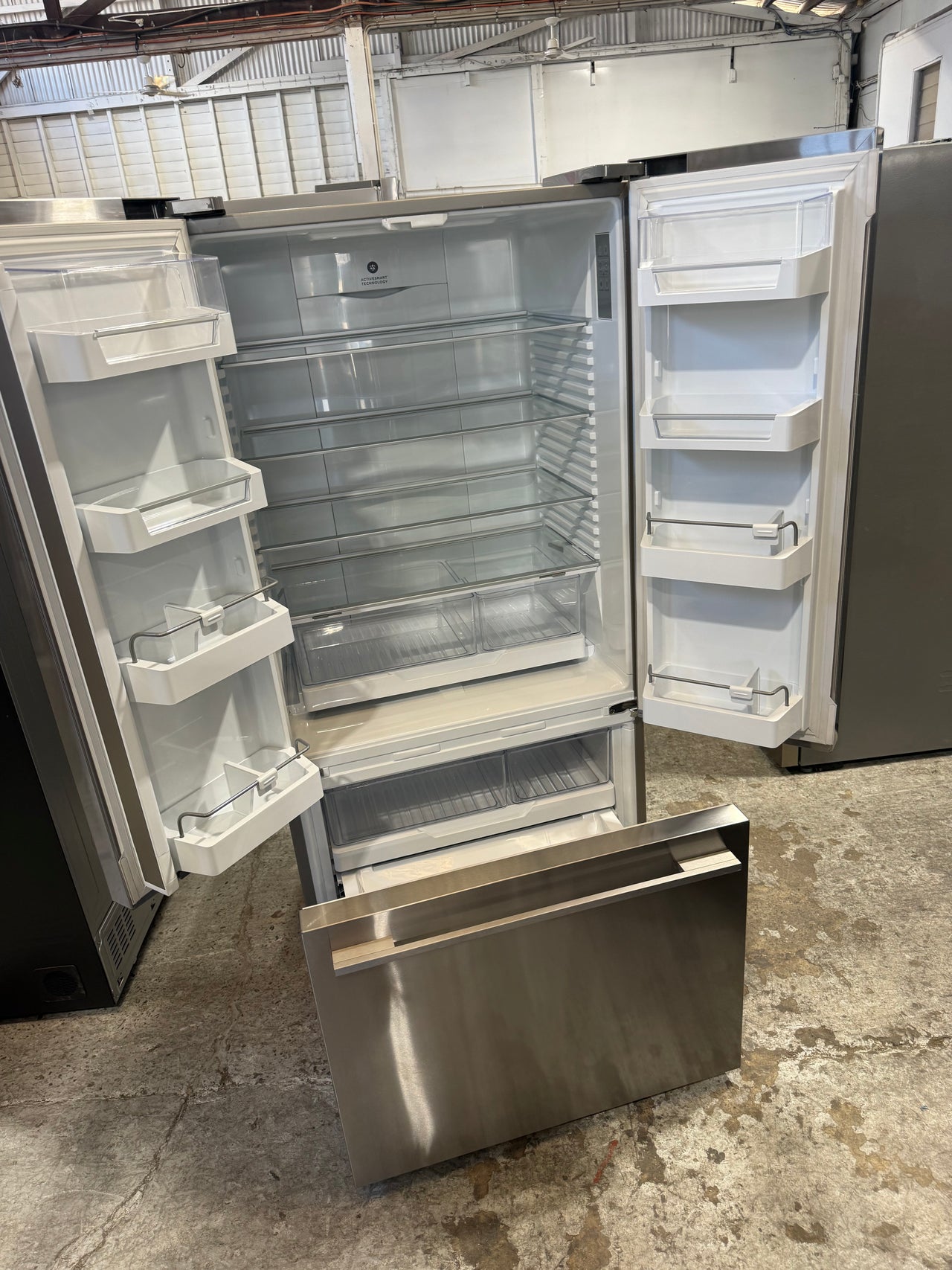 Factory second Fisher & Paykel 487L French Door Fridge Model:&nbsp;RF522ADX5 - Second Hand Appliances Geebung