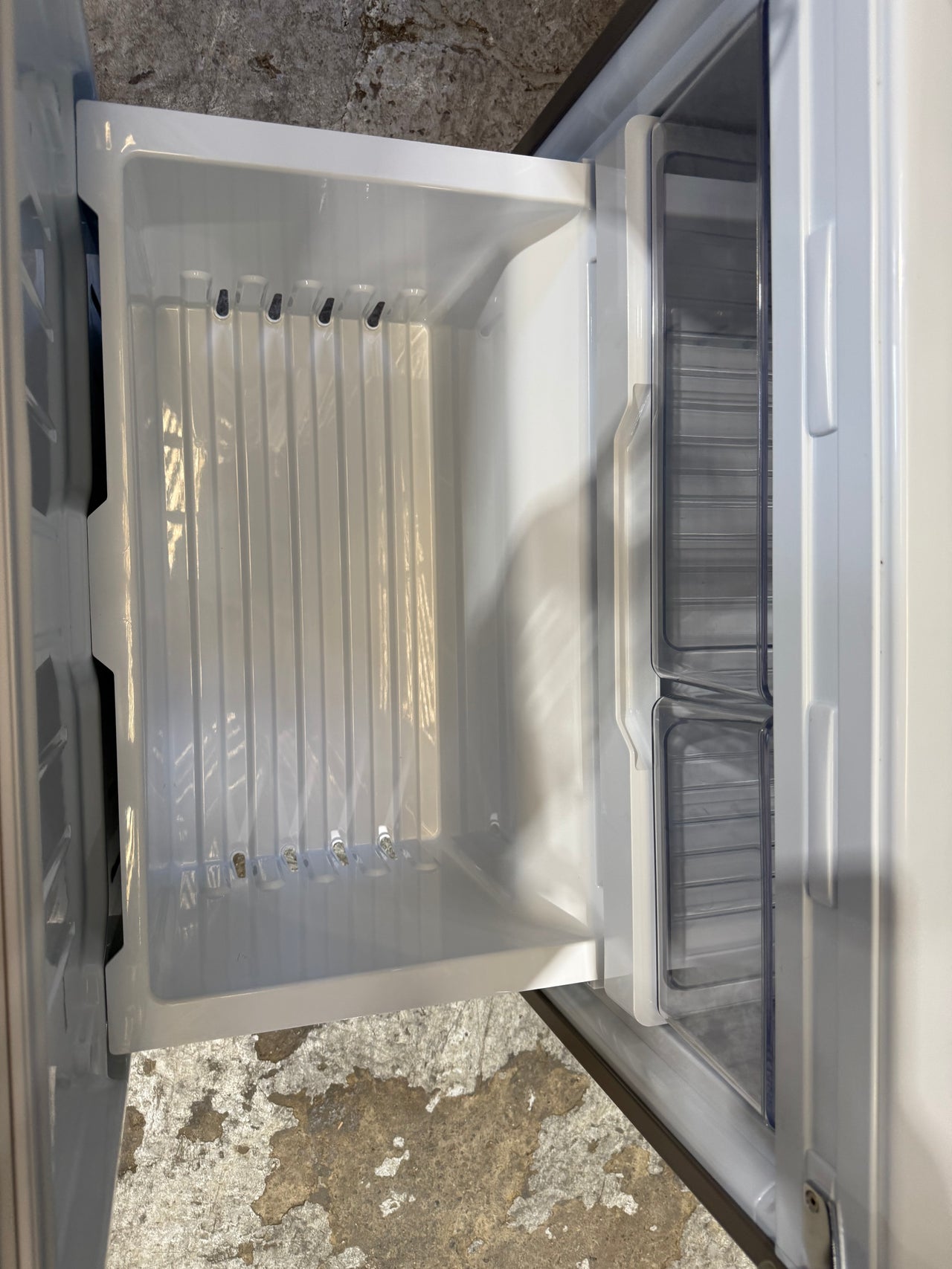 Factory second Fisher & Paykel 487L French Door Fridge Model:&nbsp;RF522ADX5 - Second Hand Appliances Geebung