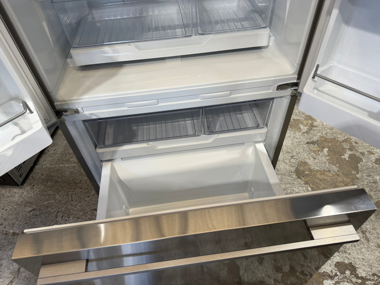 Factory second Fisher & Paykel 487L French Door Fridge Model:&nbsp;RF522ADX5 - Second Hand Appliances Geebung