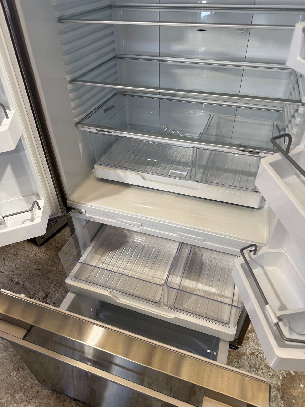 Factory second Fisher & Paykel 487L French Door Fridge Model:&nbsp;RF522ADX5 - Second Hand Appliances Geebung