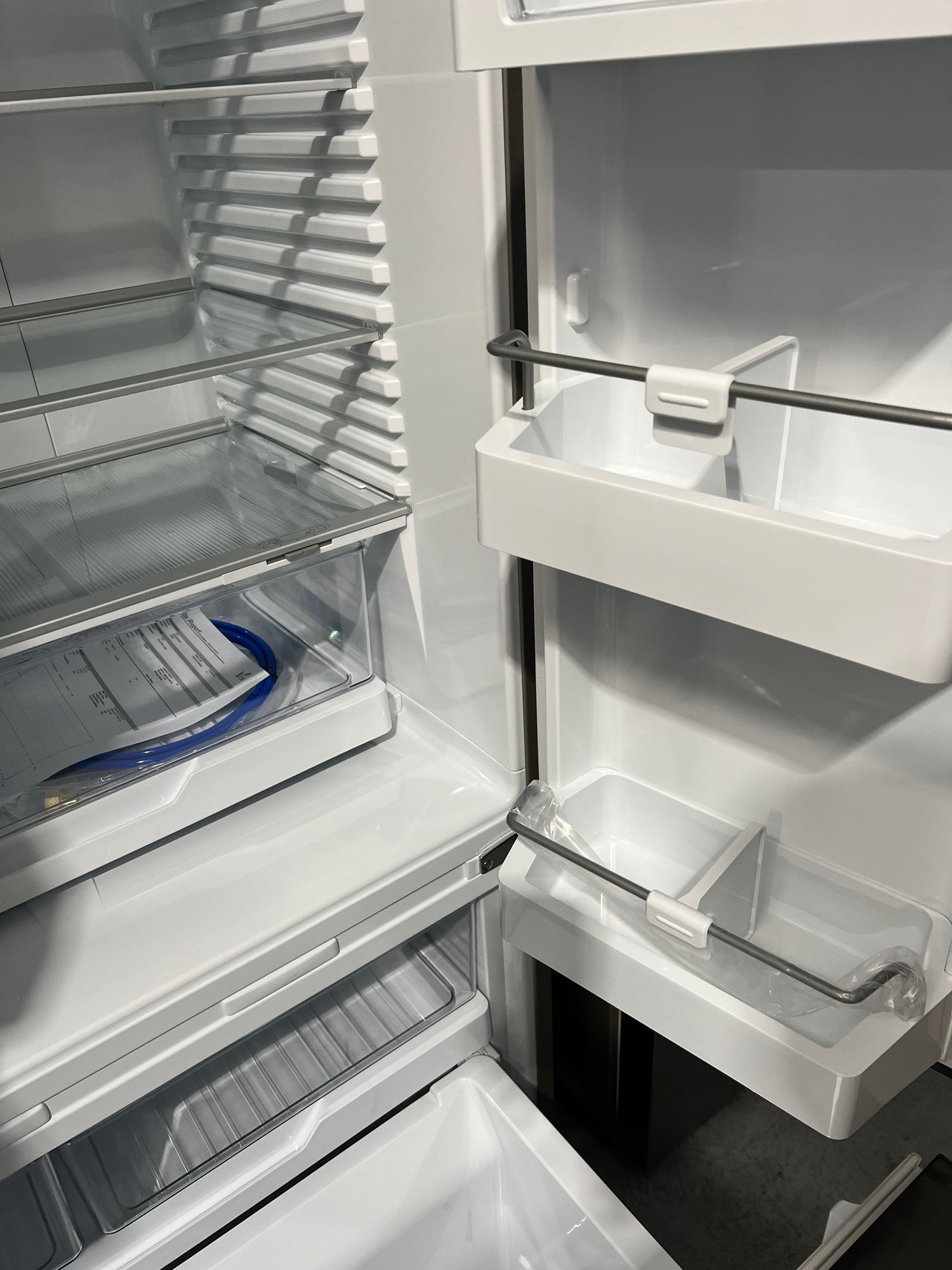 Factory second Fisher&Paykel 487l French Door RF522ADUB5 - Second Hand Appliances Geebung