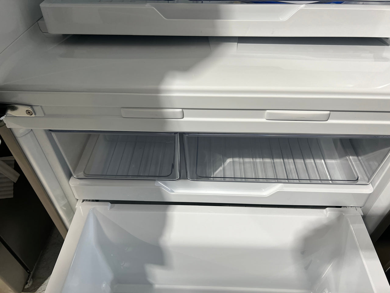 Factory second Fisher&Paykel 487l French Door RF522ADUB5 - Second Hand Appliances Geebung