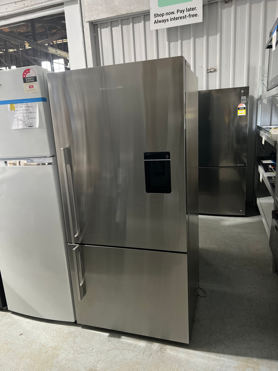 Factory second Fisher & Paykel 494L ActiveSmart Bottom Mount Fridge E522BRXFDU5 - Second Hand Appliances Geebung