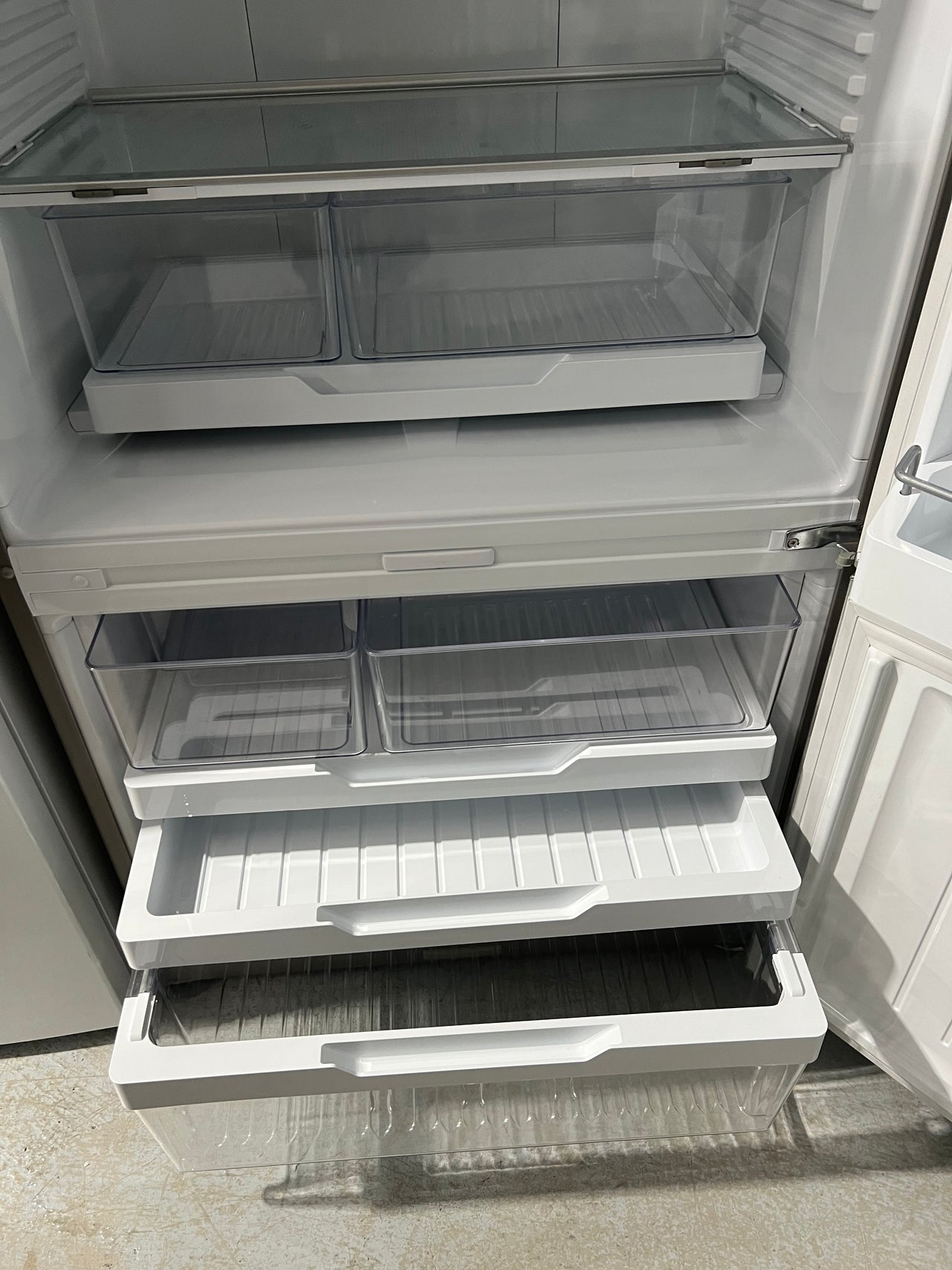 Factory second Fisher & Paykel 494L ActiveSmart Bottom Mount Fridge E522BRXFDU5 - Second Hand Appliances Geebung
