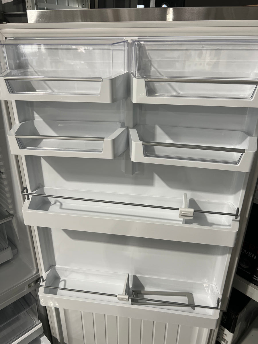 Factory second Fisher & Paykel 494L ActiveSmart Bottom Mount Fridge E522BRXFDU5 - Second Hand Appliances Geebung