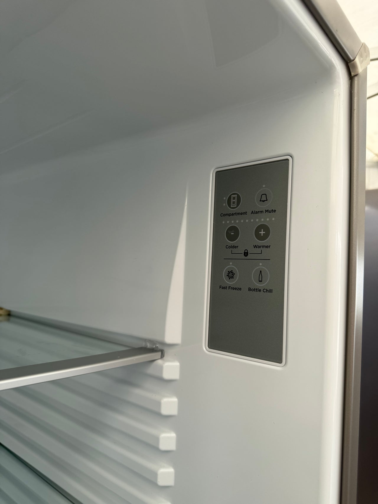 Factory second Fisher & Paykel 494L Bottom Mount Refrigerator  Model: RF522BLPX6 - Second Hand Appliances Geebung