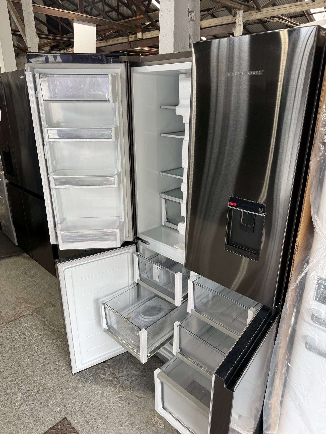 Factory second Fisher & Paykel 538L Quad Door Refrigerator Freezer – Black Stainless Steel  Model: RF605QNUVB1 - Second Hand Appliances Geebung