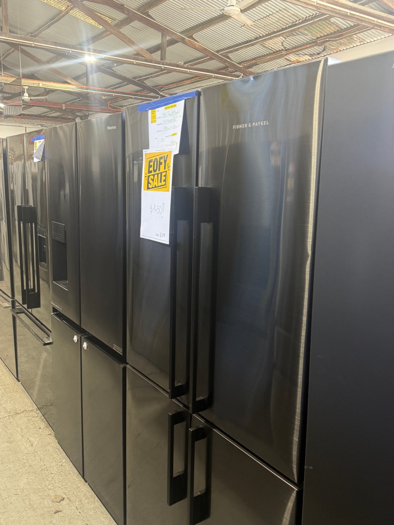 Factory second Fisher & Paykel 538L Series 7 Quad Door Refrigerator with Ice & Water – Black Stainless Steel (RF605QDUVB2) - Second Hand Appliances Geebung