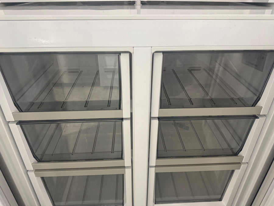 Factory second Fisher & Paykel 538L Series 7 Quad Door Refrigerator with Ice & Water – Black Stainless Steel (RF605QDUVB2) - Second Hand Appliances Geebung