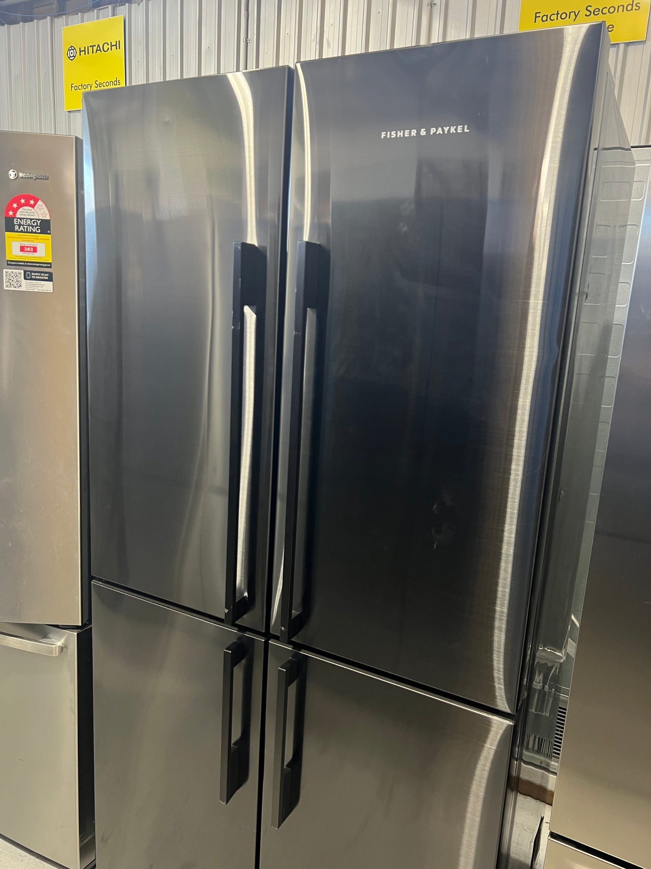 Factory second Fisher & Paykel 538l French Door Fridge  Model: RF605QDVB1 - Second Hand Appliances Geebung