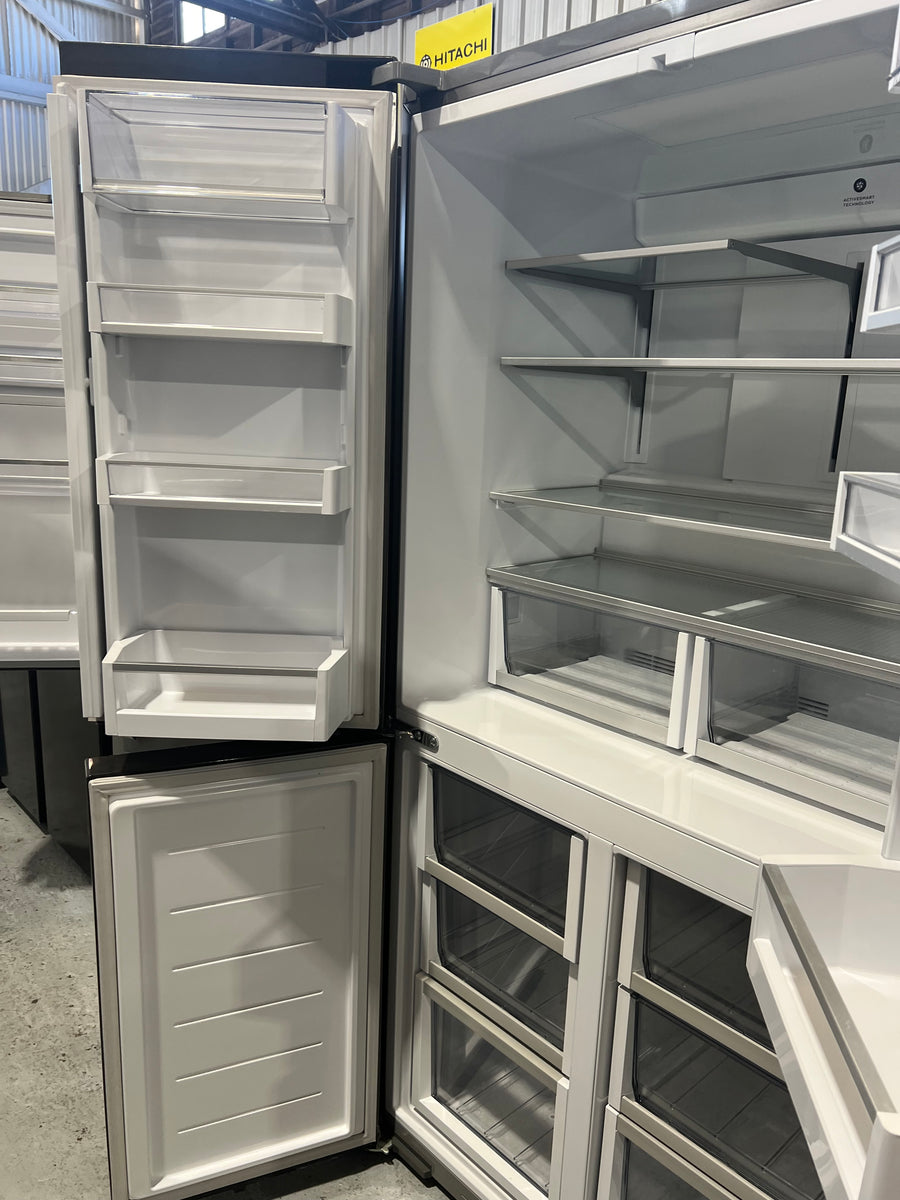 Factory second Fisher & Paykel 538l French Door Fridge  Model: RF605QDVB1 - Second Hand Appliances Geebung