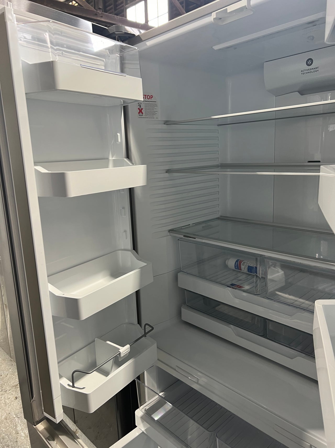 Factory second Fisher & Paykel 569L Freestanding French Door Fridge Model: RF610ANUX5 - Second Hand Appliances Geebung