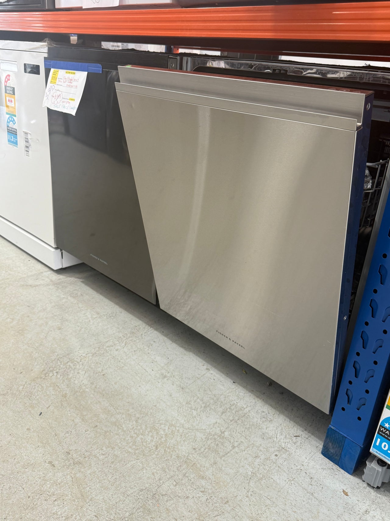 Factory second Fisher & Paykel 60cm Built-Under Dishwasher – DW60UNT4X2 - Second Hand Appliances Geebung