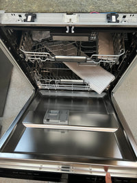 Thumbnail for Factory second Fisher&Paykel 60cm Built-under Dishwasher DW60UZ6B - Second Hand Appliances Geebung