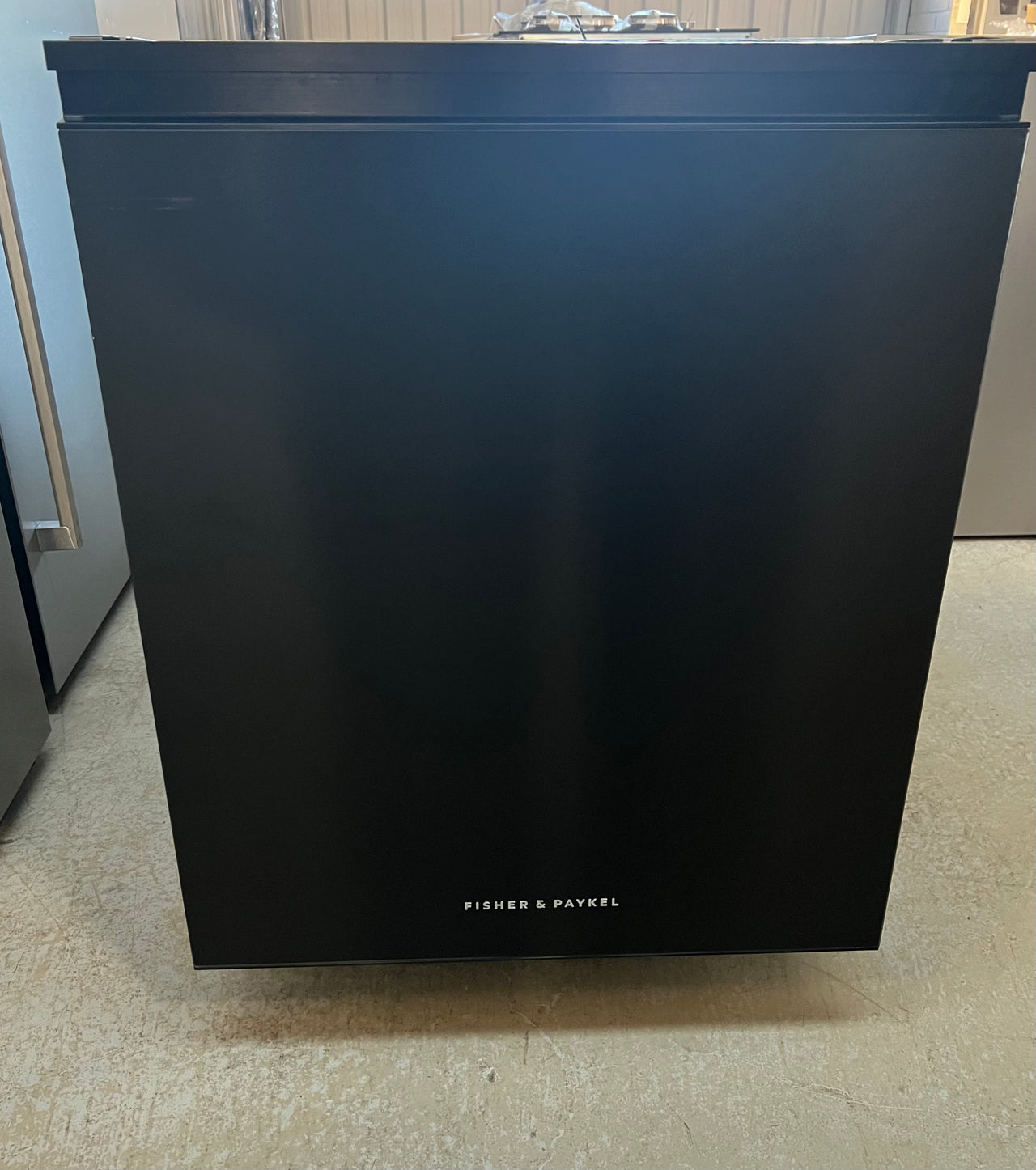 Factory second Fisher&Paykel 60cm Built-under Dishwasher DW60UZ6B - Second Hand Appliances Geebung