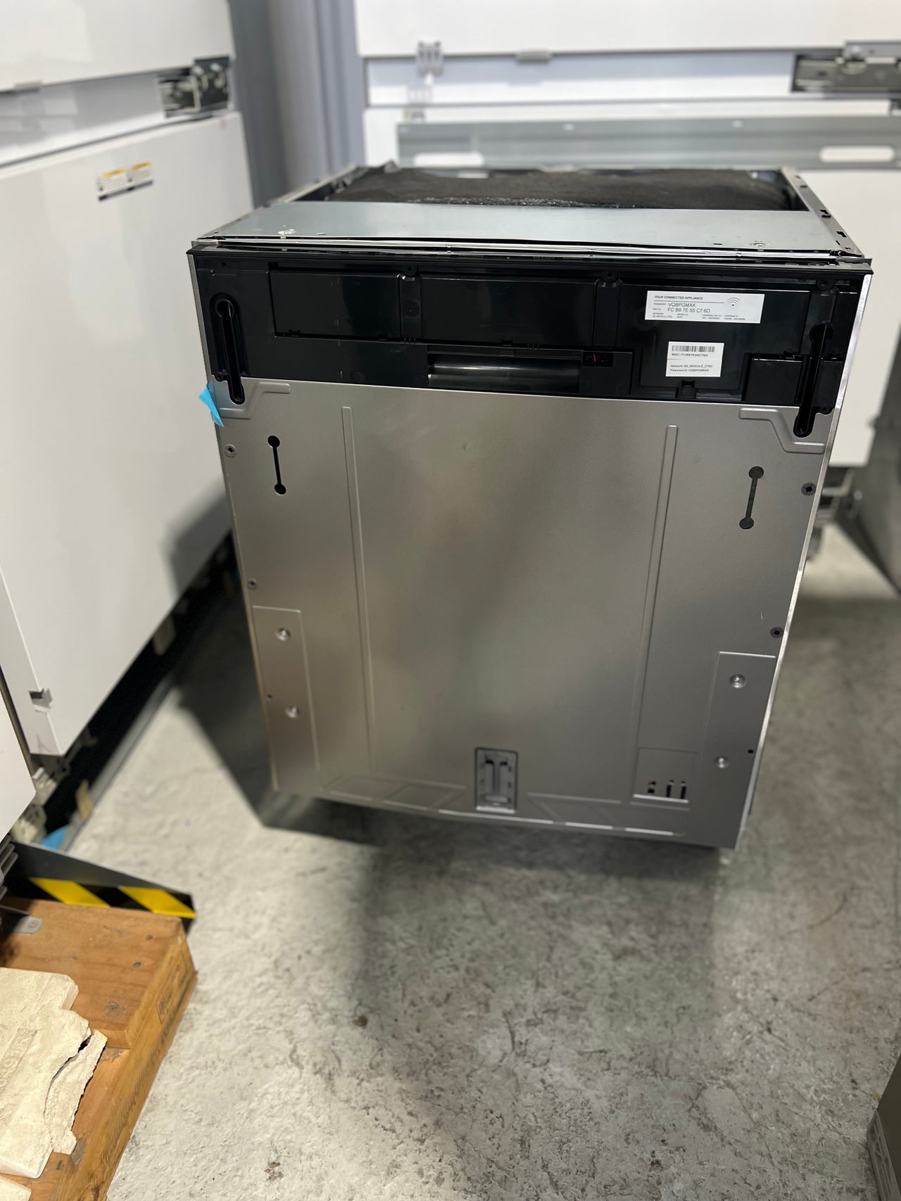 Factory second Fisher & Paykel 60cm Fully Integrated Dishwasher DW60U4I2 - Second Hand Appliances Geebung