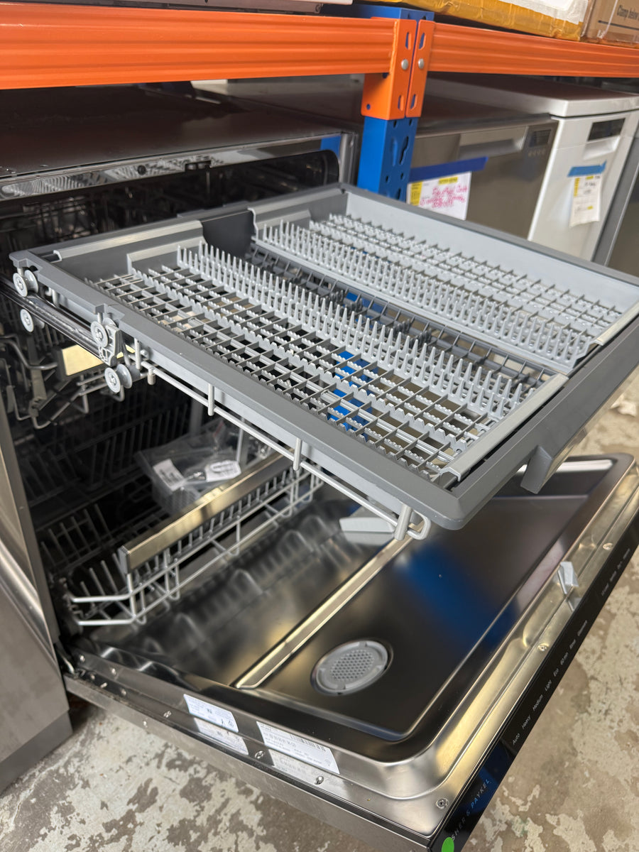 Factory second Fisher & Paykel 60cm Fully Integrated Dishwasher DW60U4I2 - Second Hand Appliances Geebung