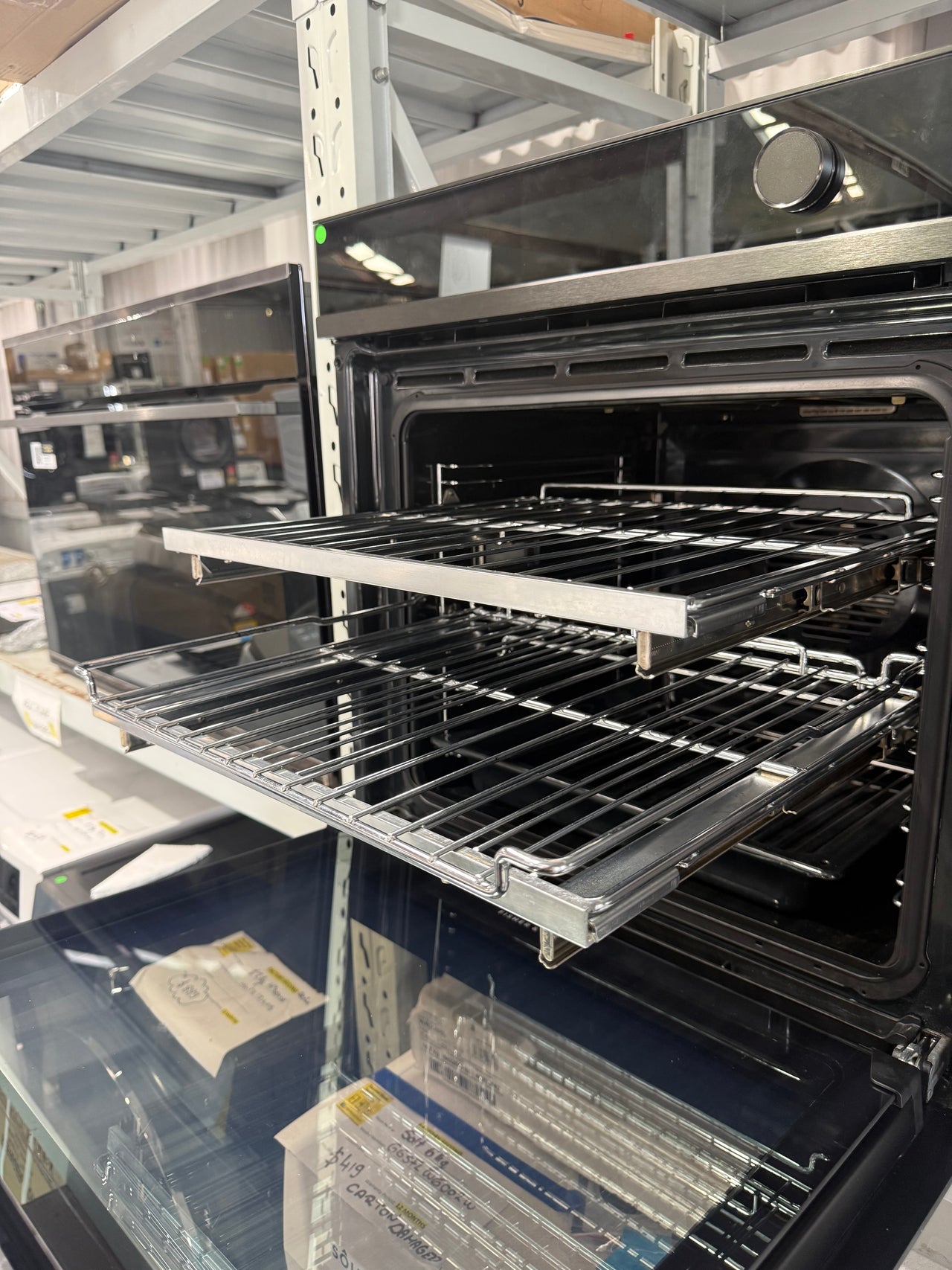 Factory second Fisher &amp; Paykel 60cm Series 11 Combi-Steam Built-In Oven – Black Glass (OS60SDTDB1) - Second Hand Appliances Geebung