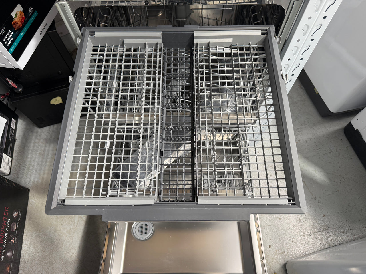 Factory second Fisher & Paykel 60cm Series 9 Tall Built-Under Dishwasher – Black Stainless Steel  DW60UNT4B2 - Second Hand Appliances Geebung