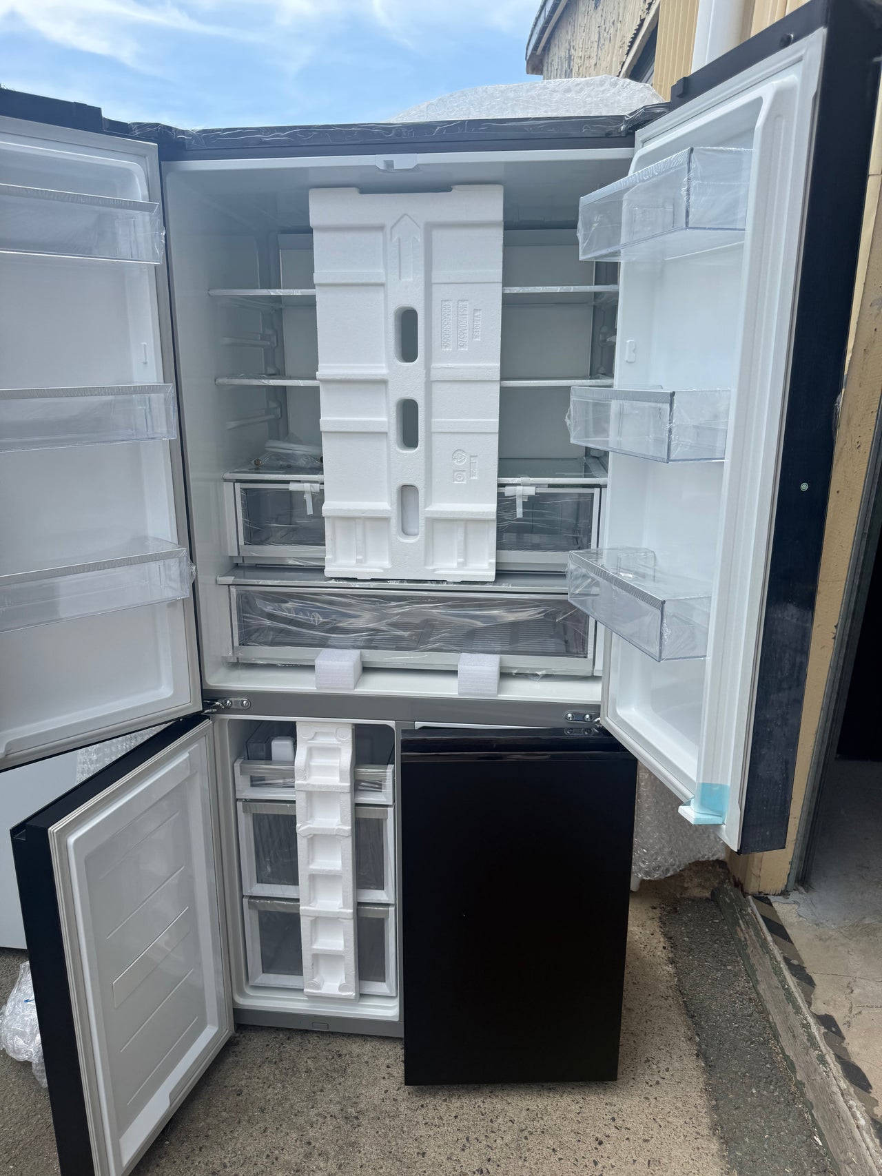 Buy Factory second Fisher &amp; Paykel 690L Quad Door Refrigerator – Matte Black Glass RF730QZUVB1(NAT) |  | [product_variant] | Second Hand Appliances Geebung Brisbane