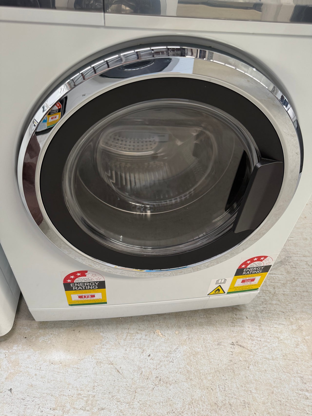 Factory second Fisher &Paykel 8.5kg/5kg Washer Dryer Combo Model: WD8560F1 - Second Hand Appliances Geebung