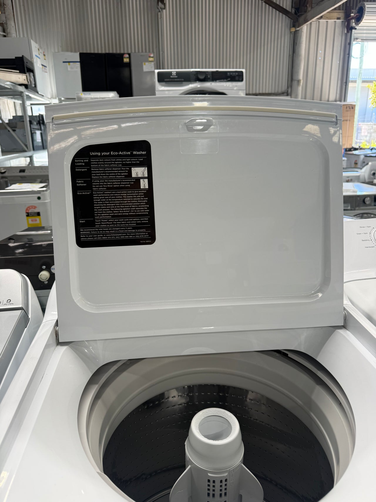 Factory second Fisher & Paykel 8.5kg Series 7 Top Load Washing Machine – White  WA8560P1 - Second Hand Appliances Geebung