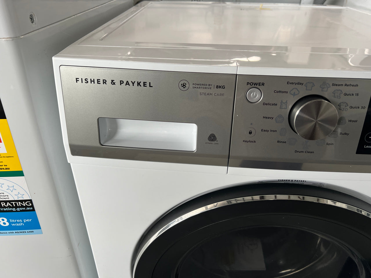 Factory second Fisher &amp; Paykel 8kg Series 5 Front Load Washing Machine with Steam Refresh Model: WH8060P3 - Second Hand Appliances Geebung
