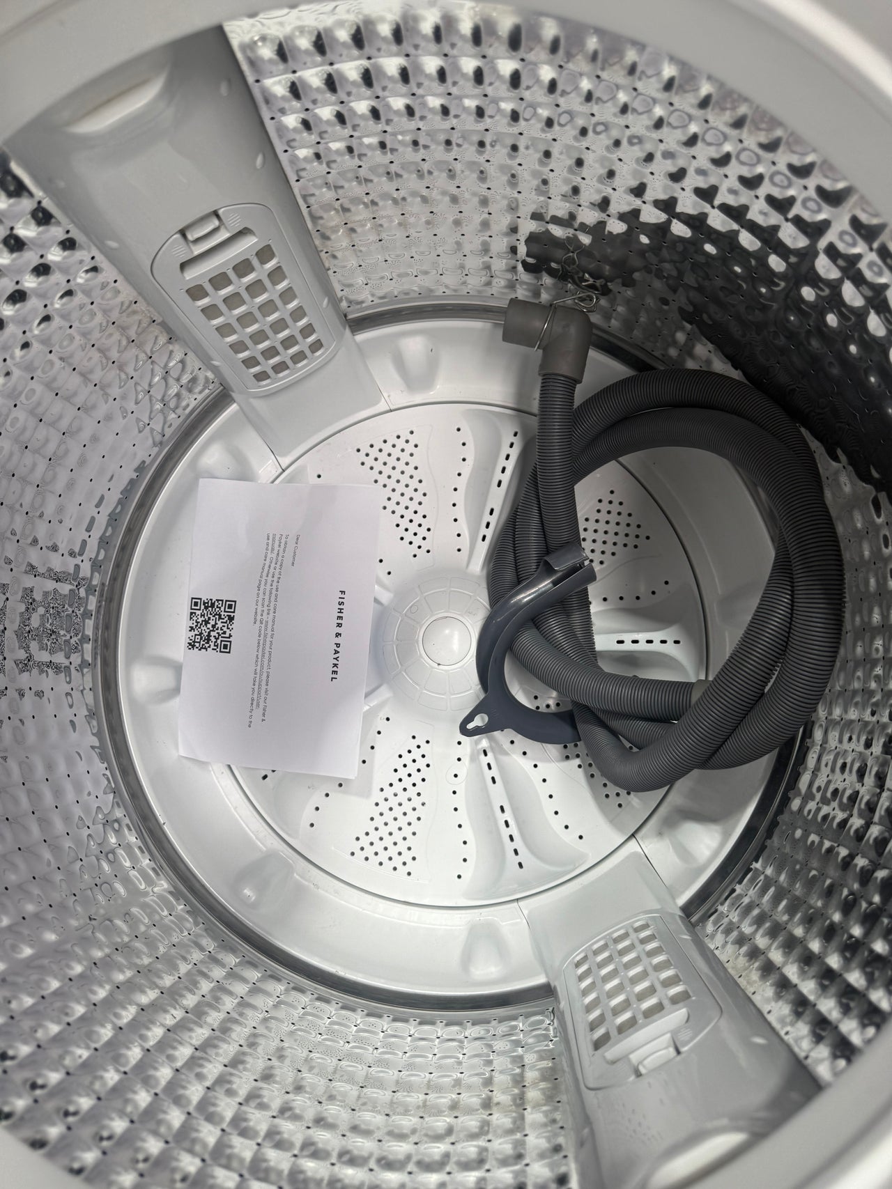 Factory second Fisher & Paykel 8kg Top Load Washer WL8058G1 - Second Hand Appliances Geebung