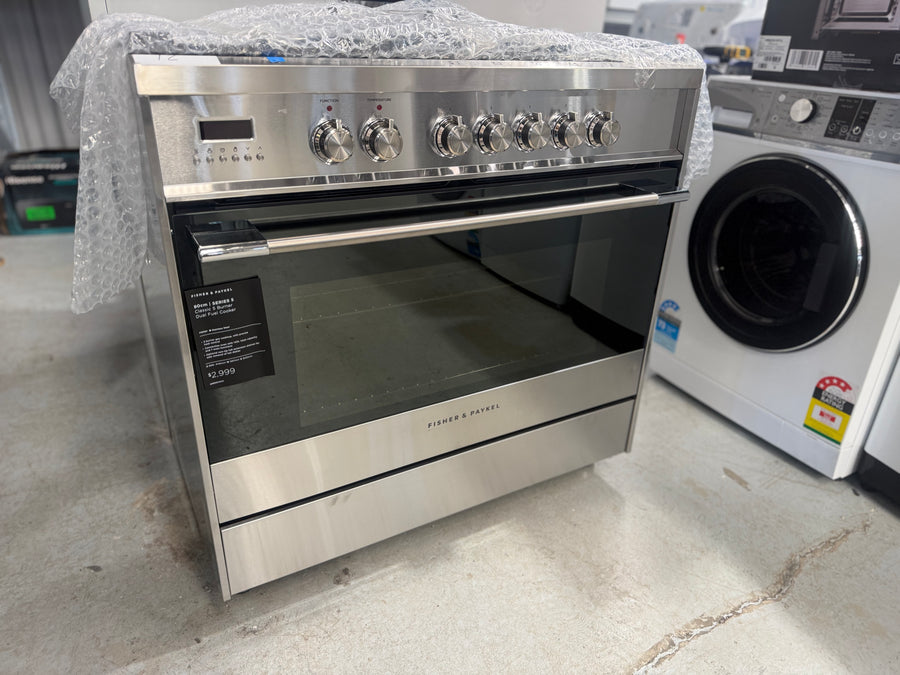 Factory second Fisher & Paykel 90cm Dual Fuel Freestanding Cooker – OR90SCG1X1 - Second Hand Appliances Geebung