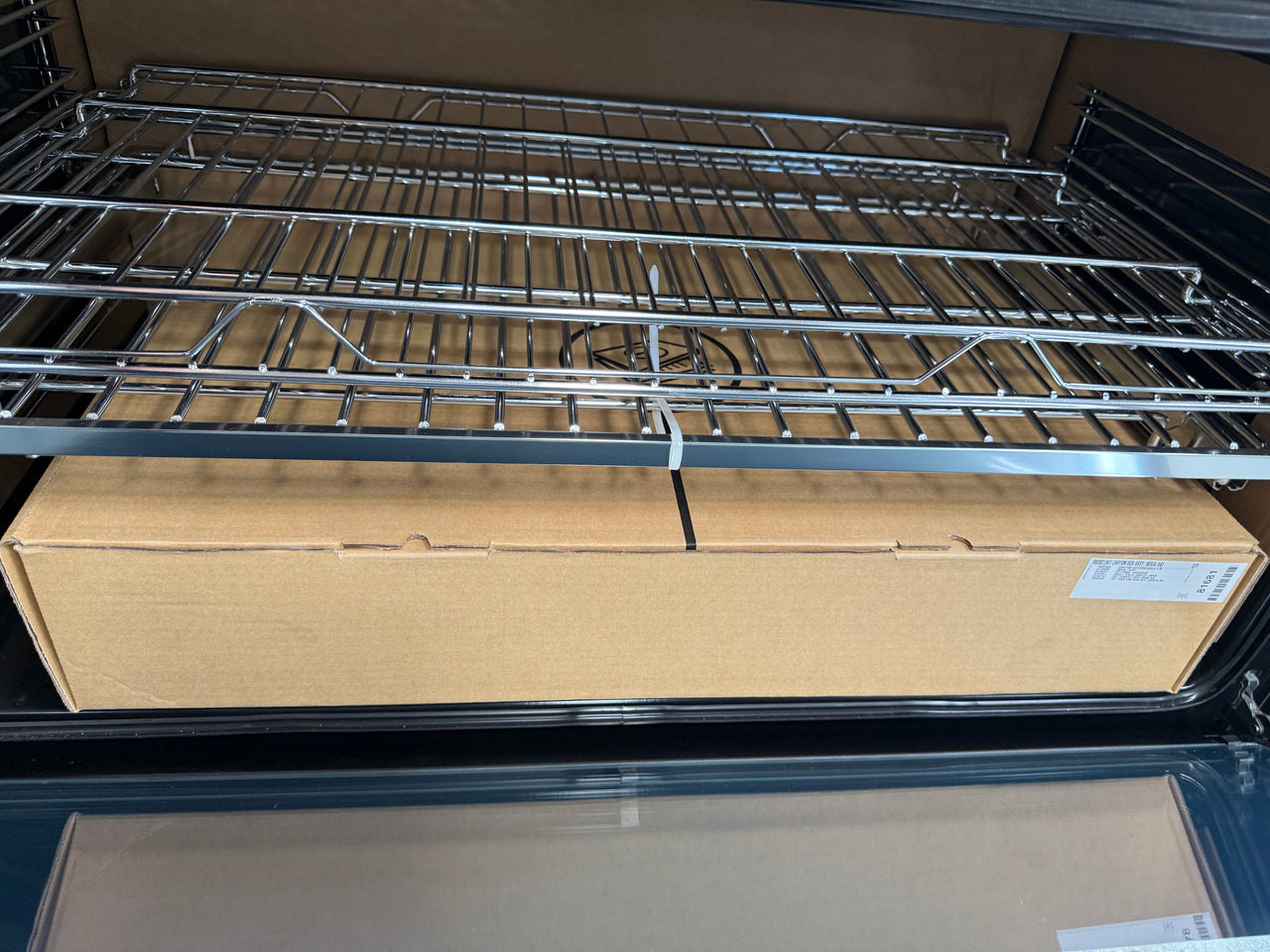 Factory second Fisher & Paykel 90cm Freestanding Dual Fuel Cooker OR90SCG4X1 - Second Hand Appliances Geebung