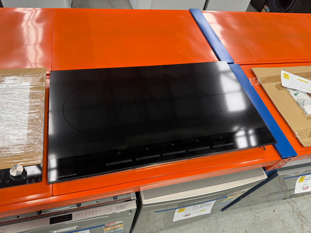Factory second Fisher & Paykel 90cm Induction Cooktop - Black Glass CI905DTB4 - Second Hand Appliances Geebung